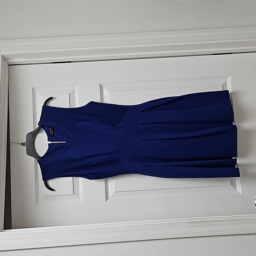 Vertigo Blue Sleeveless Lined Dress Size S